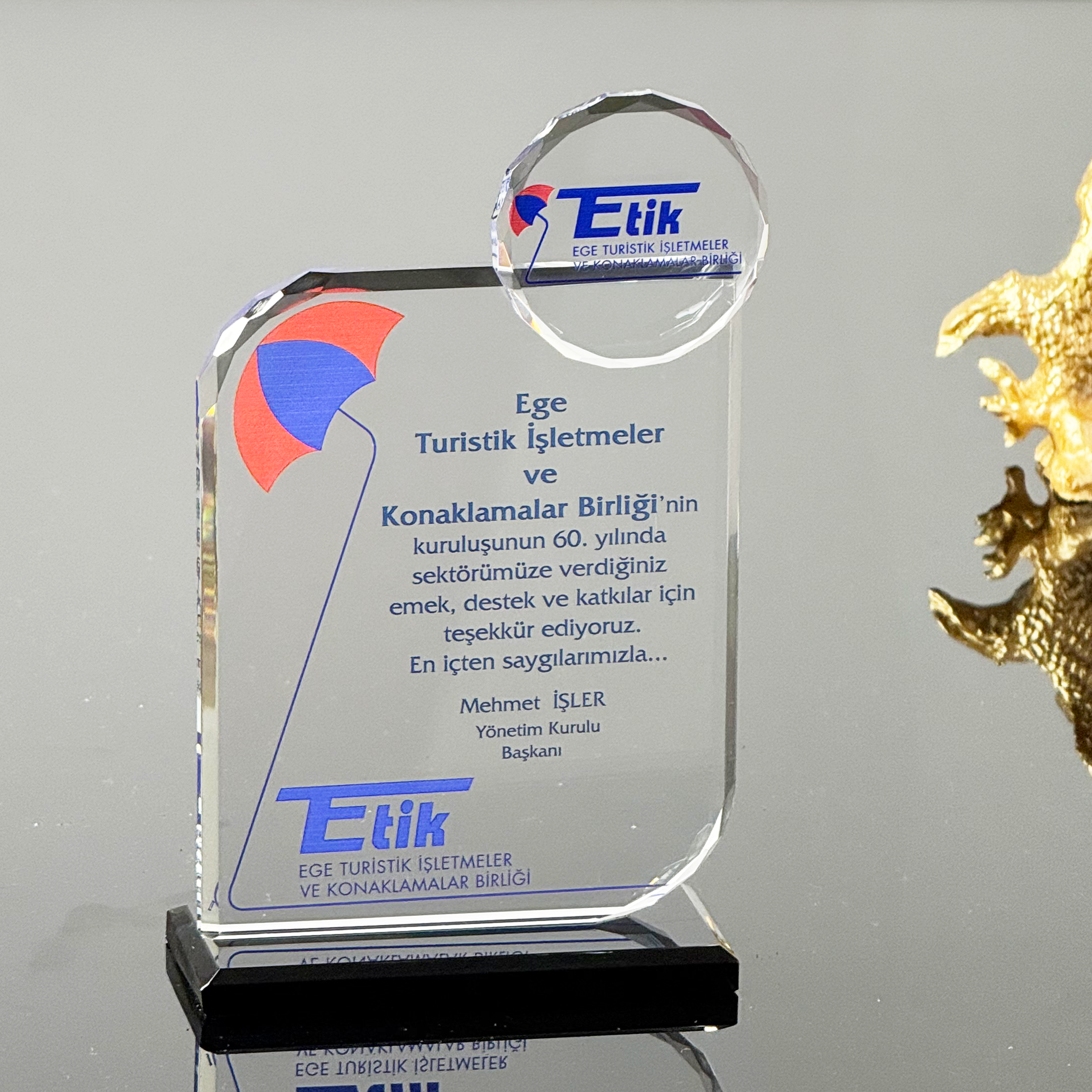 P228 Kristal Cam Plaket